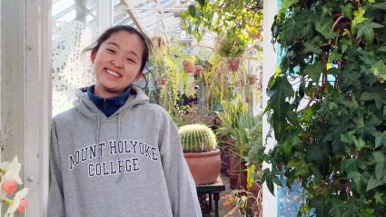 mount holyoke college sweatshirt